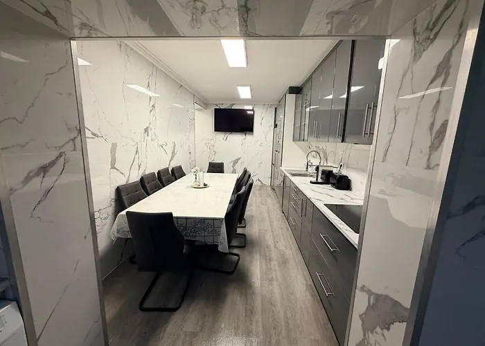 Spacieux 3 A 200 M De La Ovar