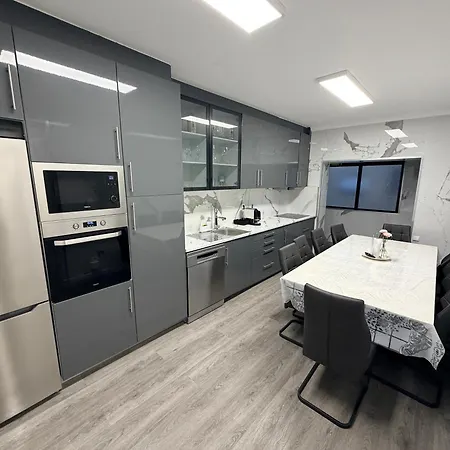 Spacieux appartement 3 chambres à 200 m de la plage Ovar