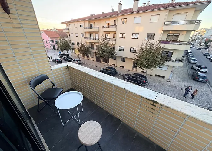 Apartment Spacieux 3 A 200 M De La